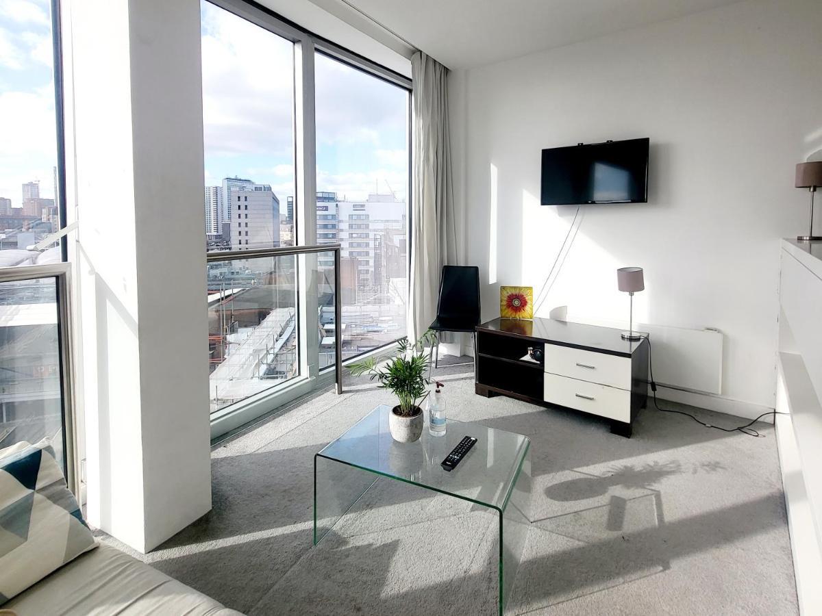 Cityscape Apartment In Birmingham With Self Checkin Zewnętrze zdjęcie