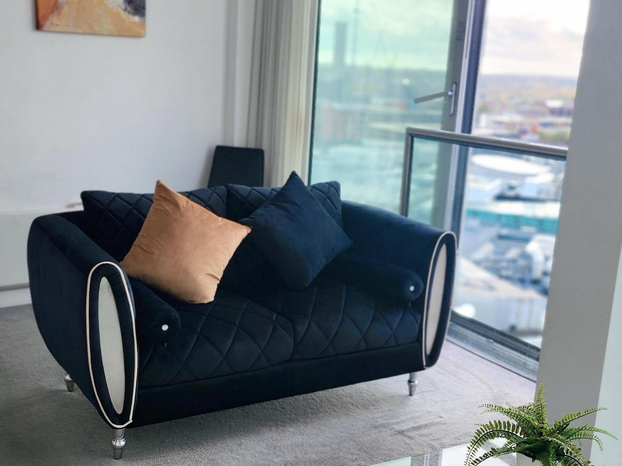 Cityscape Apartment In Birmingham With Self Checkin Zewnętrze zdjęcie